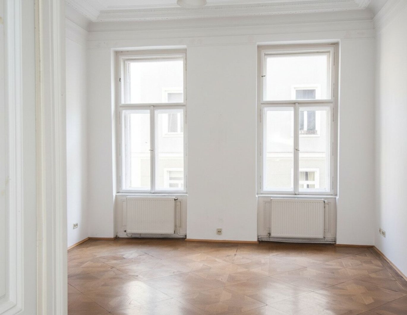 Sanierungsbedürftiger Stilaltbau!