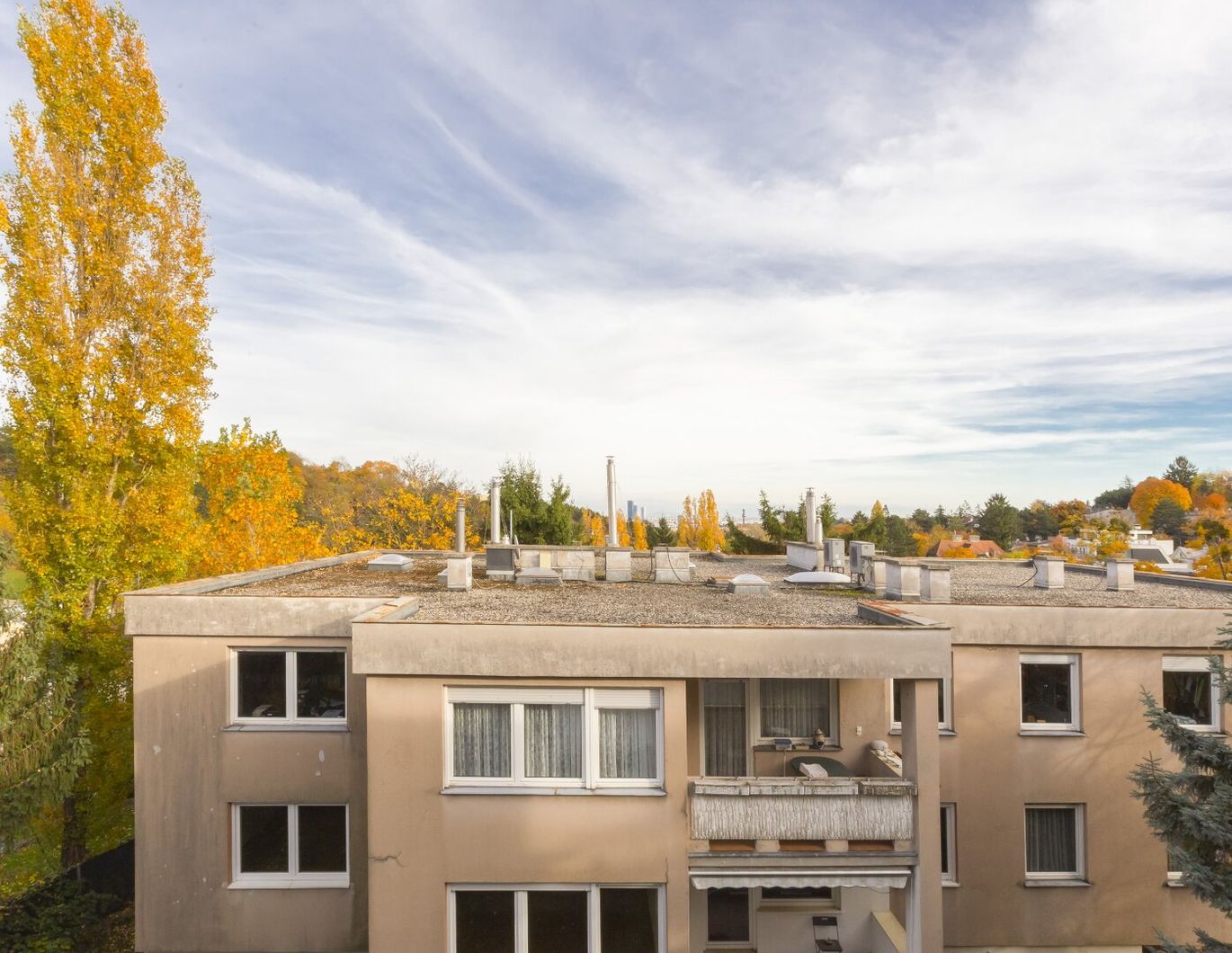Verlassenschaft - 4 Zimmer Neubau mit Loggia und Garage