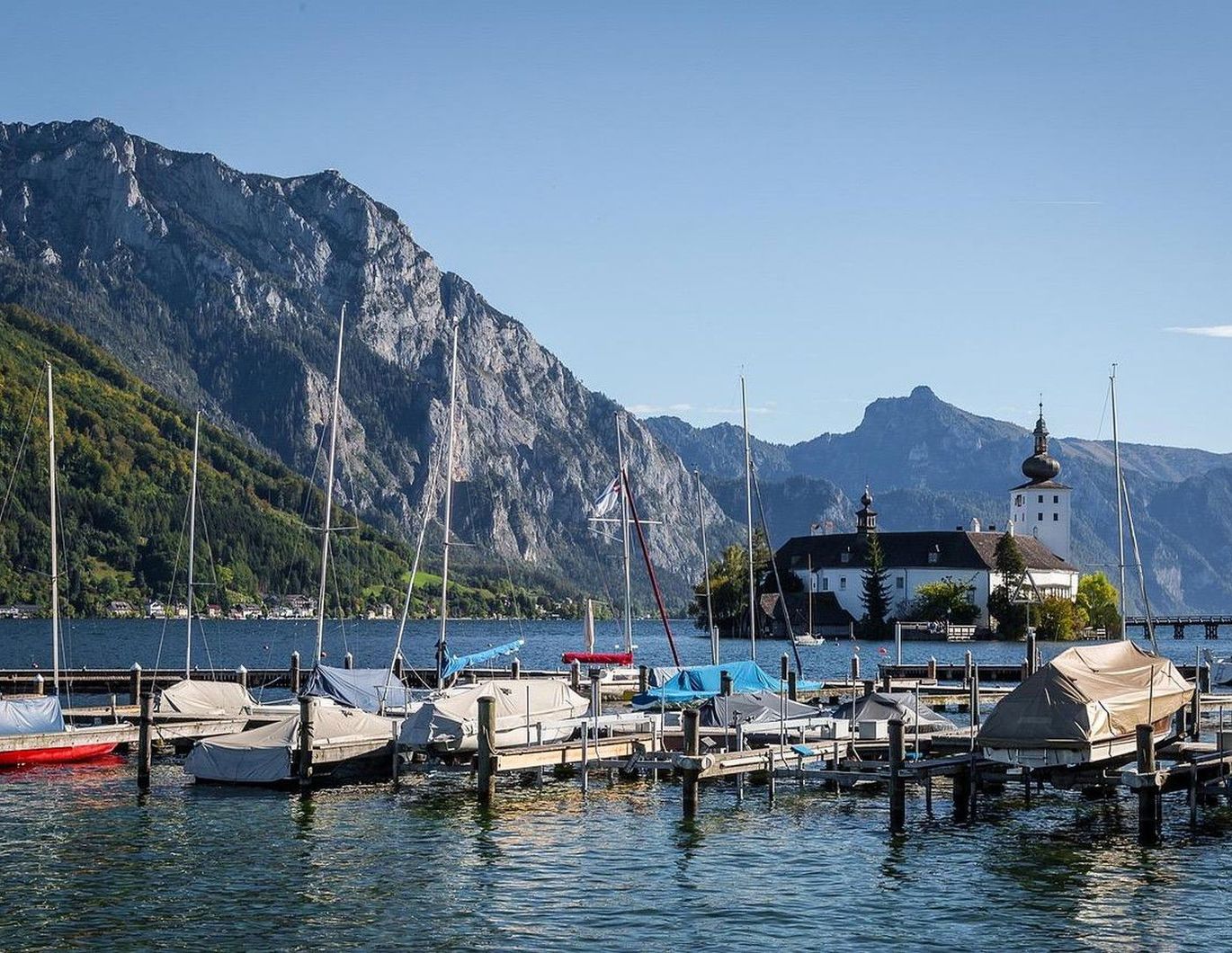 Traumhafte 4-Zimmer-Eigentumswohnung in Bestlage von Gmunden am Traunsee, ruhig und seenah