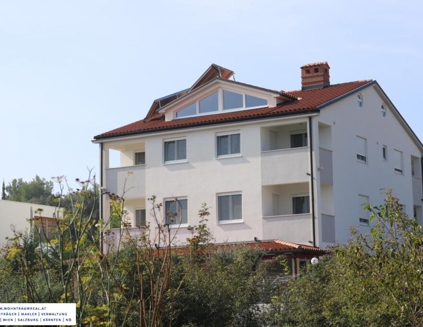 Kroatien/Pula:exklusive Appartment Villa mit 8 Einheiten & Penthouse Familienwohnung