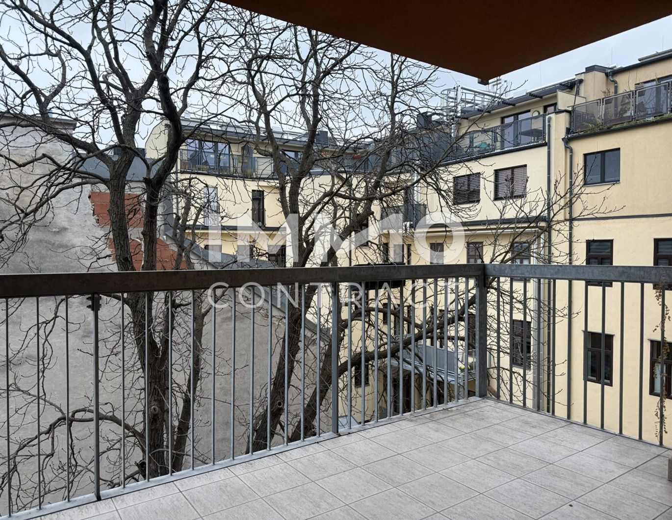 SCHÖNE 3-ZIMMERWOHNUNG MIT BALKON! Embelgasse 54 T 10!