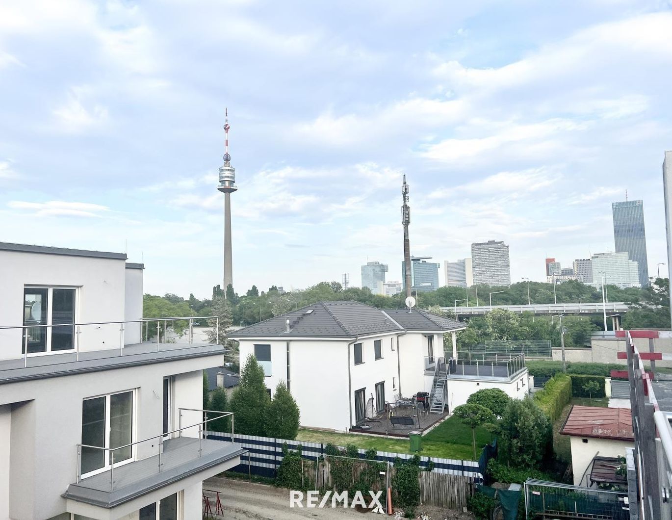 Luxuriöses Haus an der Alten Donau nahe UNO City | Erstbezug