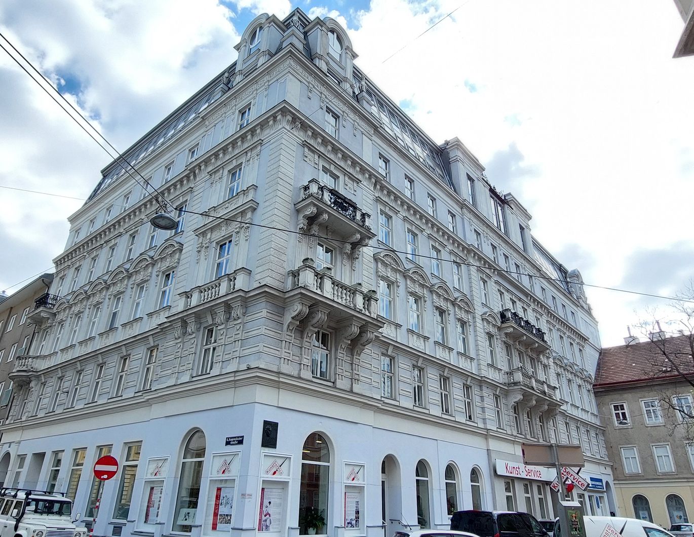 Argentinierstraße 42 elegante 3-Zimmerwohnung Erstbezug nach Sanierung zu vermieten