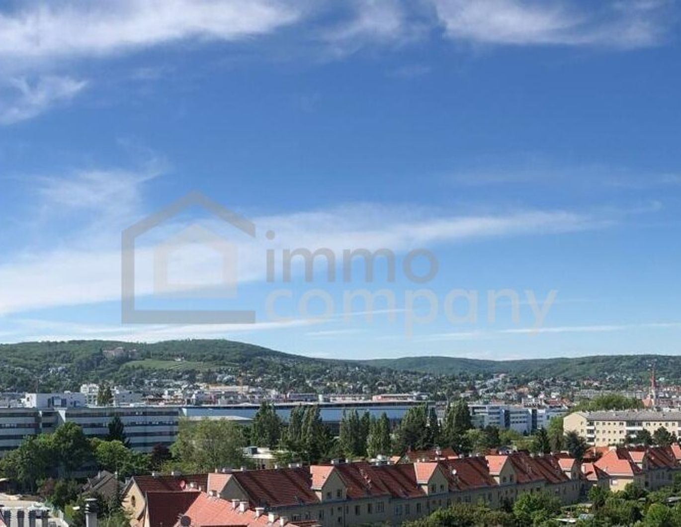 Charmante Altbauwohnung mit Fernblick, Balkon und Lift - Nur 360.000,00 €!
