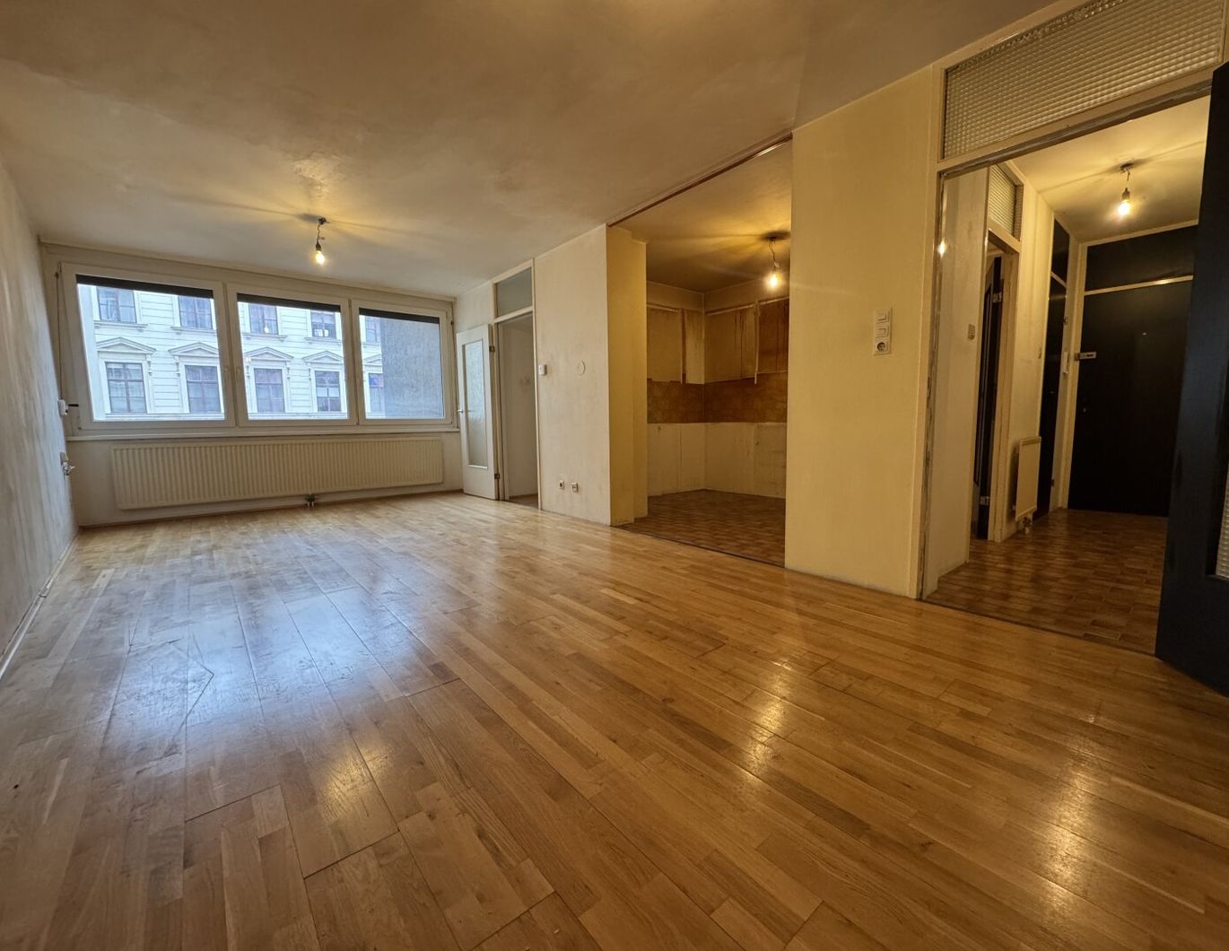 NACHGEFRAGTE Lage + PERFEKTER Grundriss + nächst RUDOLF-SALLINGER-PARK und SCHÜTTE-LIHOTZKY-PARK!