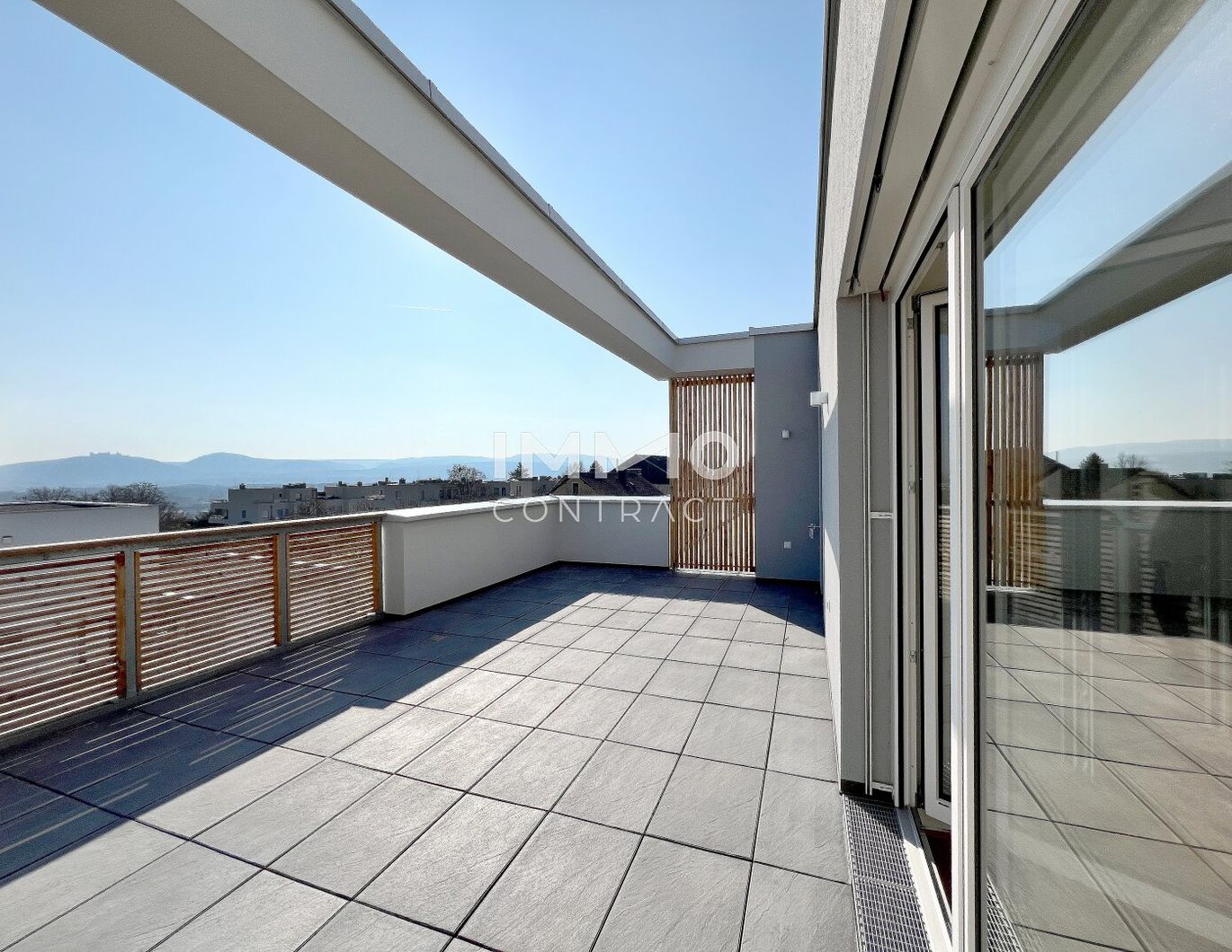 KREMSER WOHNDOMIZIL3Zi- 84qm- Penthouse-Eigentum Lift, Tiefgarage, in beliebter Grünruhelage