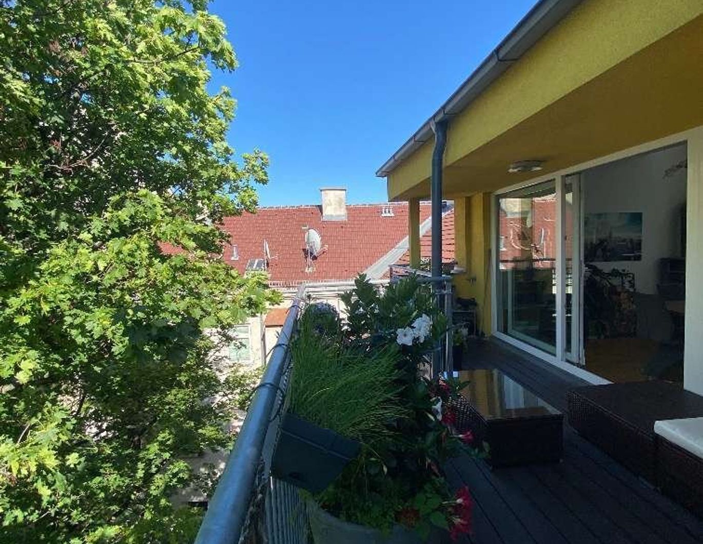 360 TOUR //DACHGESCHOSSWOHNUNG NAHE JÖRGERBAD