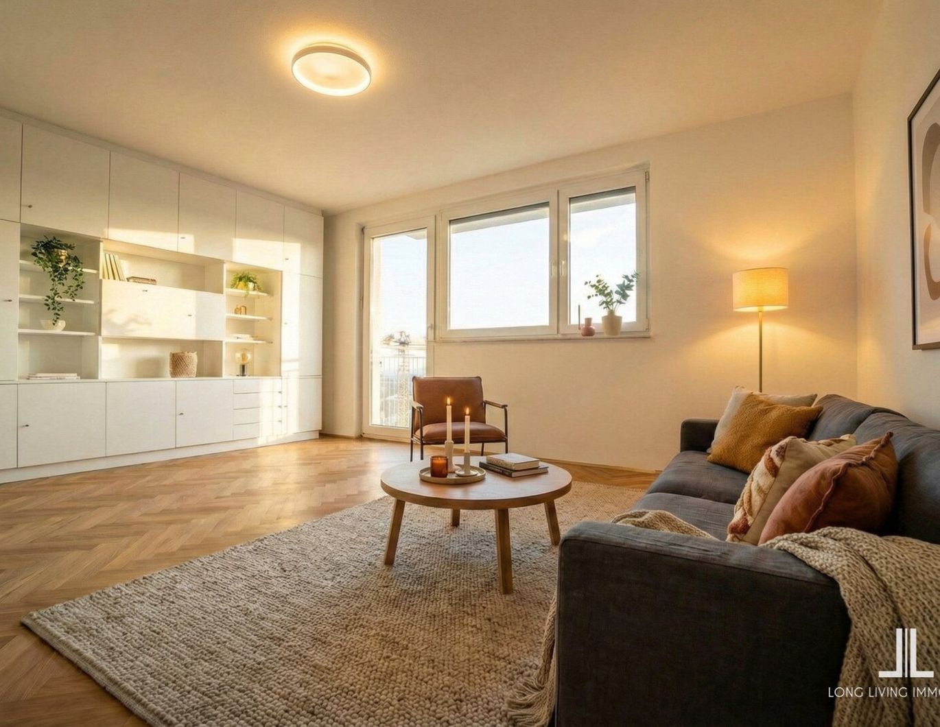 Wohnen über den Dächern von Graz! Neu sanierte Wohnung mit 2 Balkonen zu verkaufen!