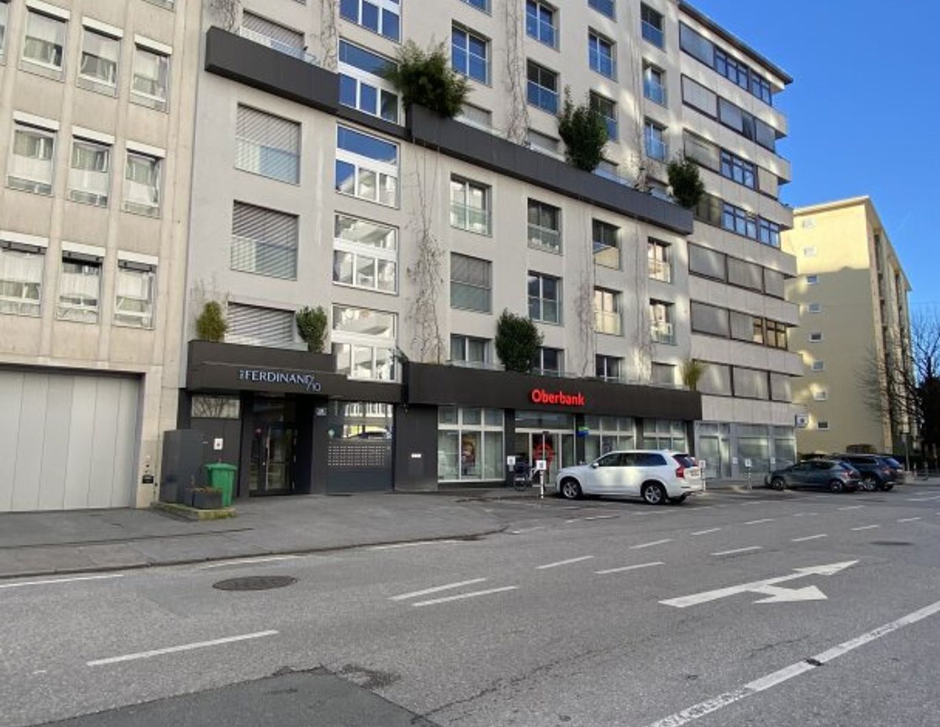 Moderne und geräumige Garconniere in zentraler Stadtlage