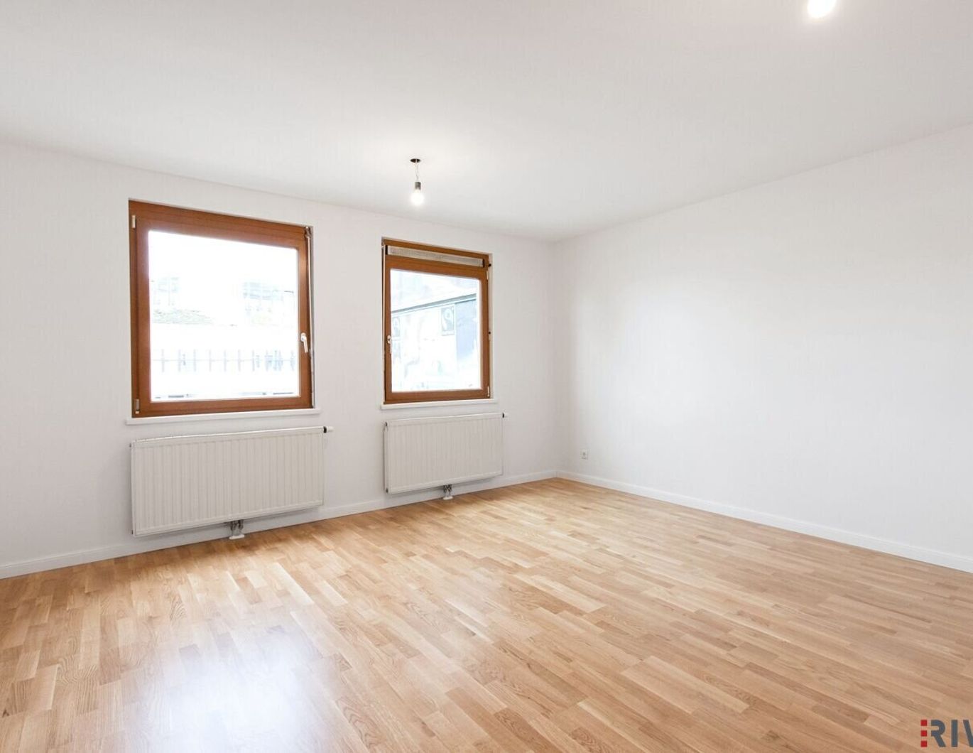 U-Bahn- & Donauinselnähe | Moderne Neubauwohnung mit Einbauküche & Tiefgaragenplatz | Befristet vermietet bis 06/2027 | Freier Mietzins
