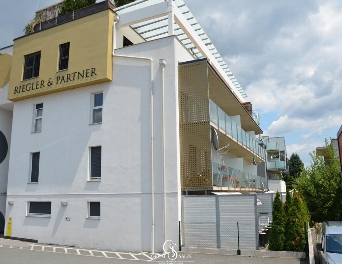 Neubau Anlegerwohnung und Tiefgaragenstellplatz mit Top Rendite