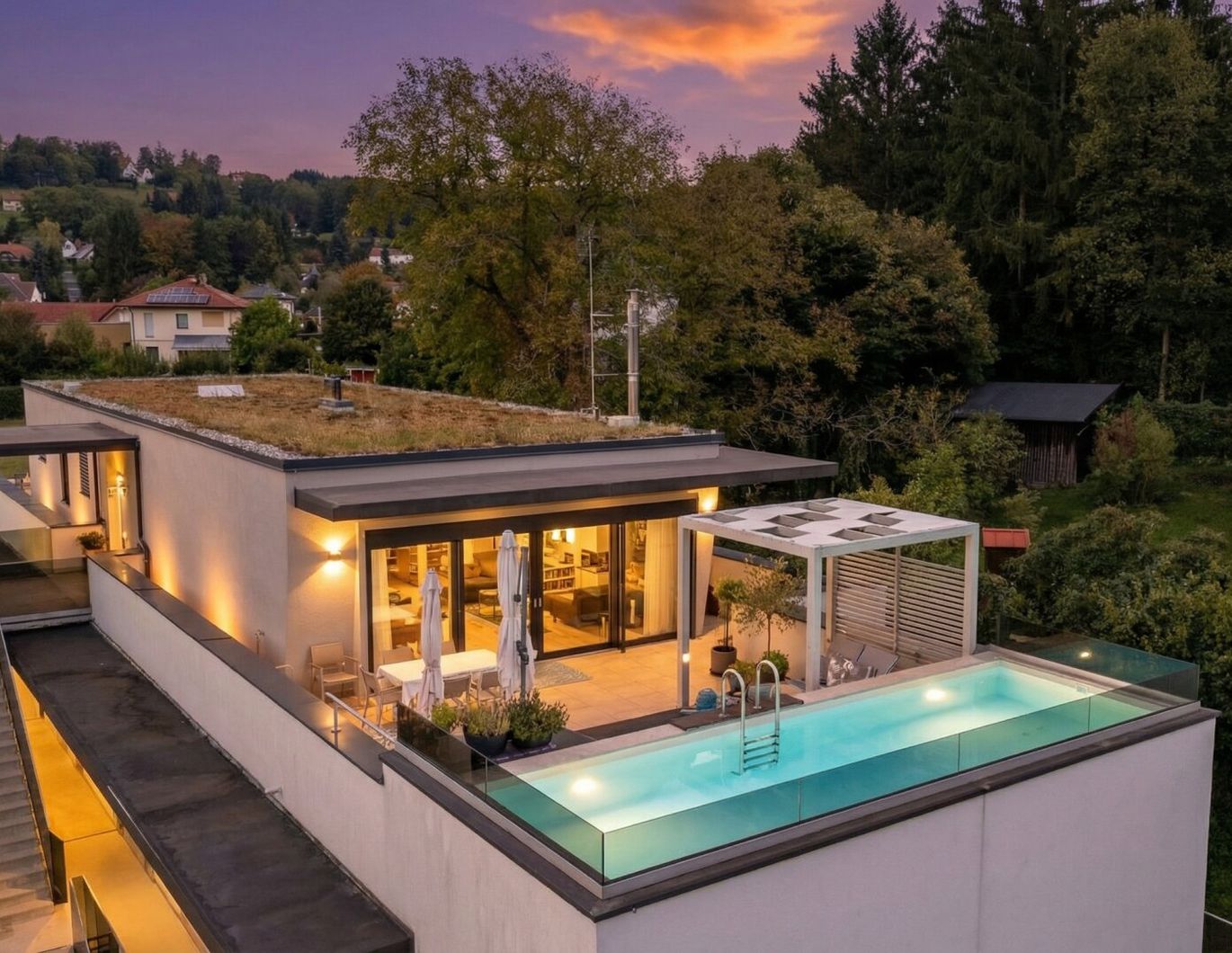 Traumhafte Penthouse-Wohnung mit privatem Pool auf der Dachterrasse