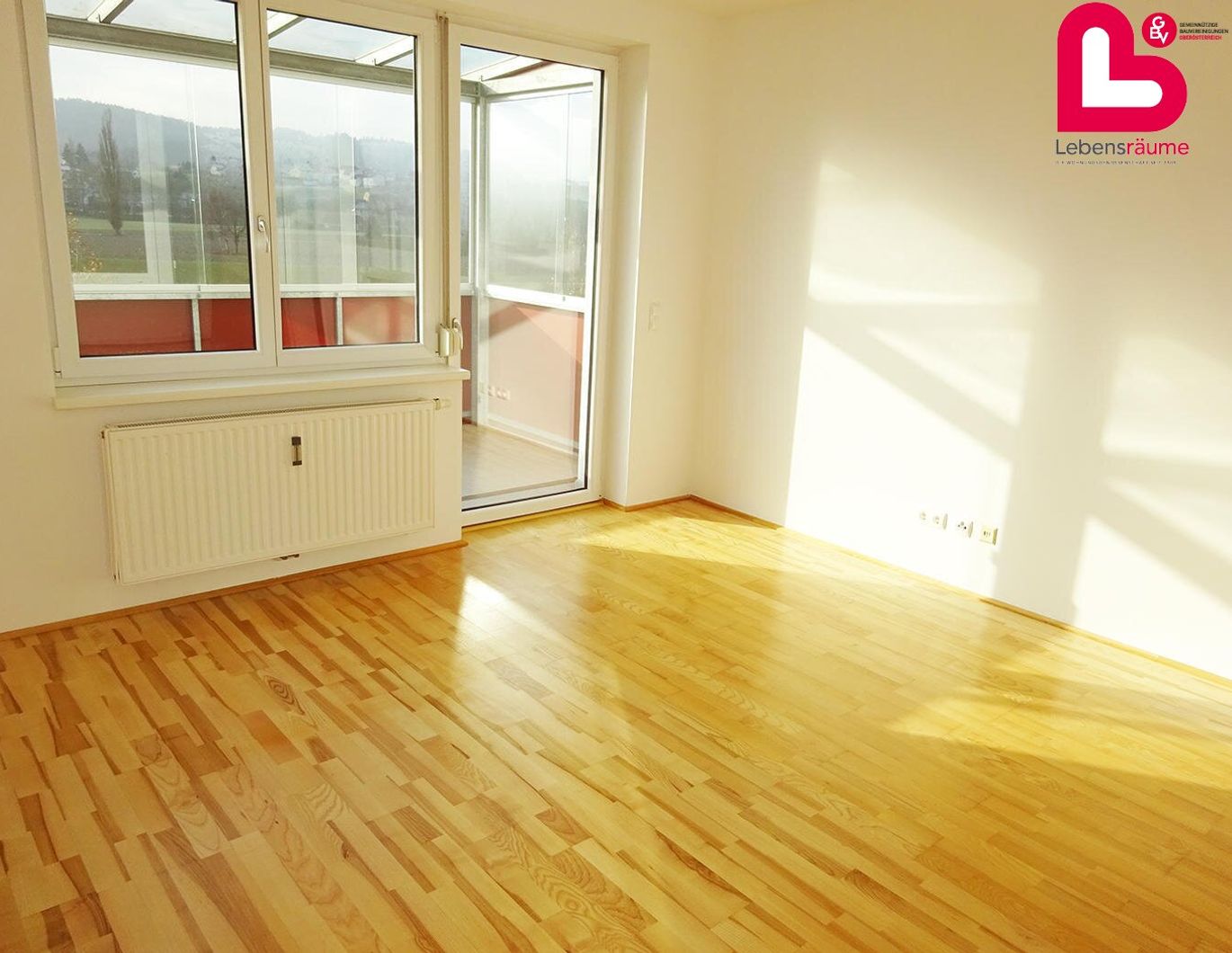 Wunderbare 3-Zimmer Wohnung mit Loggia und Tiefgarage