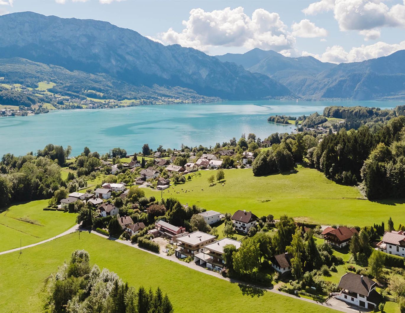 Angekommen! Moderne Gartenwohnung am türkisblauen Attersee