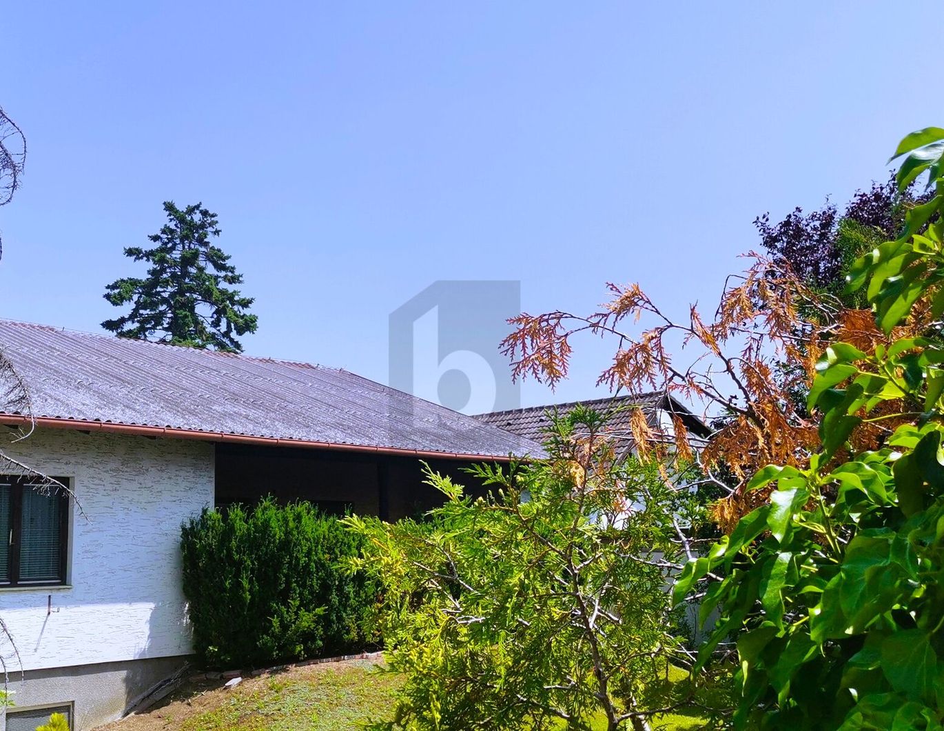 BUNGALOW IN VERKEHRSBERUHIGTER SIEDLUNG