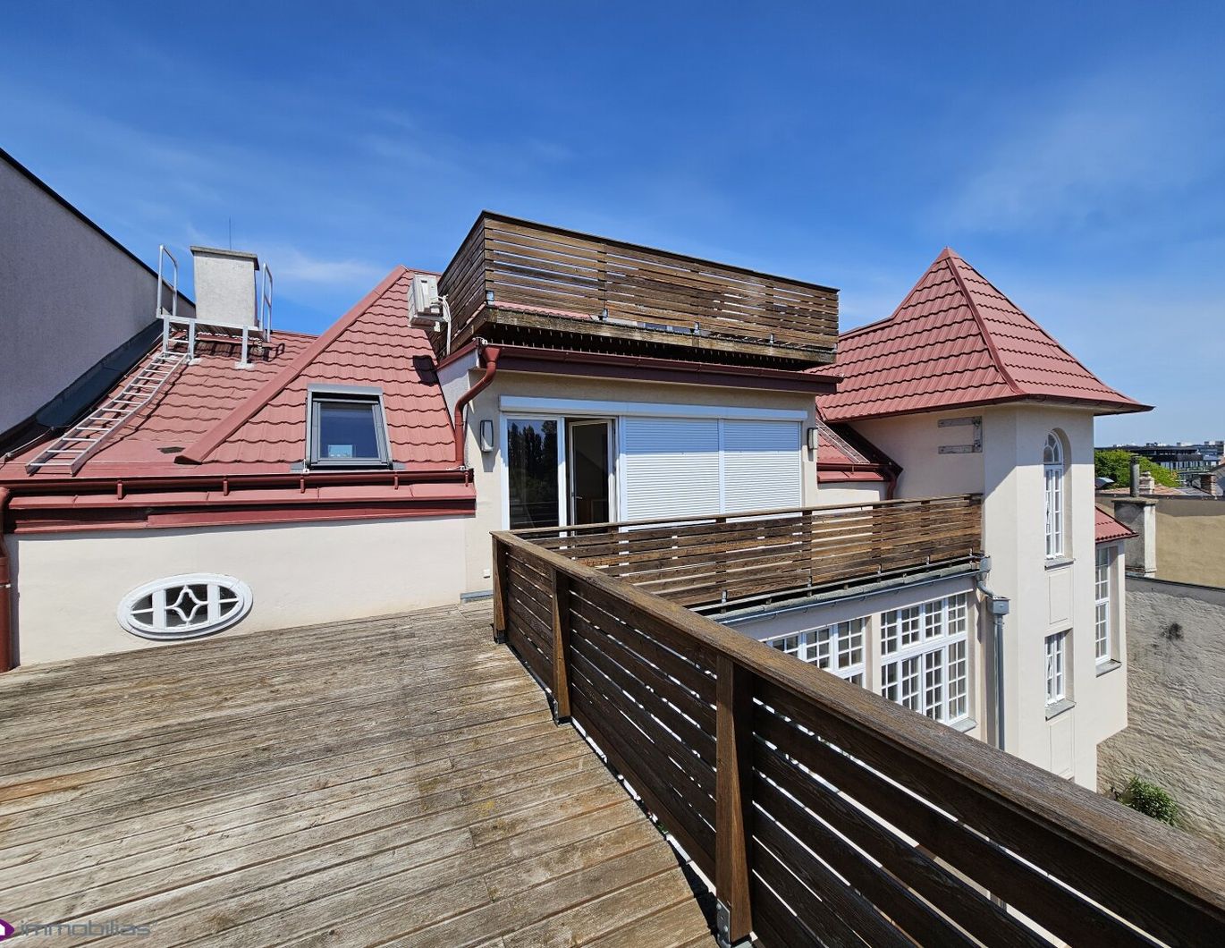 Familienjuwel mit XXL Terrasse in saniertem Stilhaus - für Verwöhnte und alle, die Besonderes lieben...