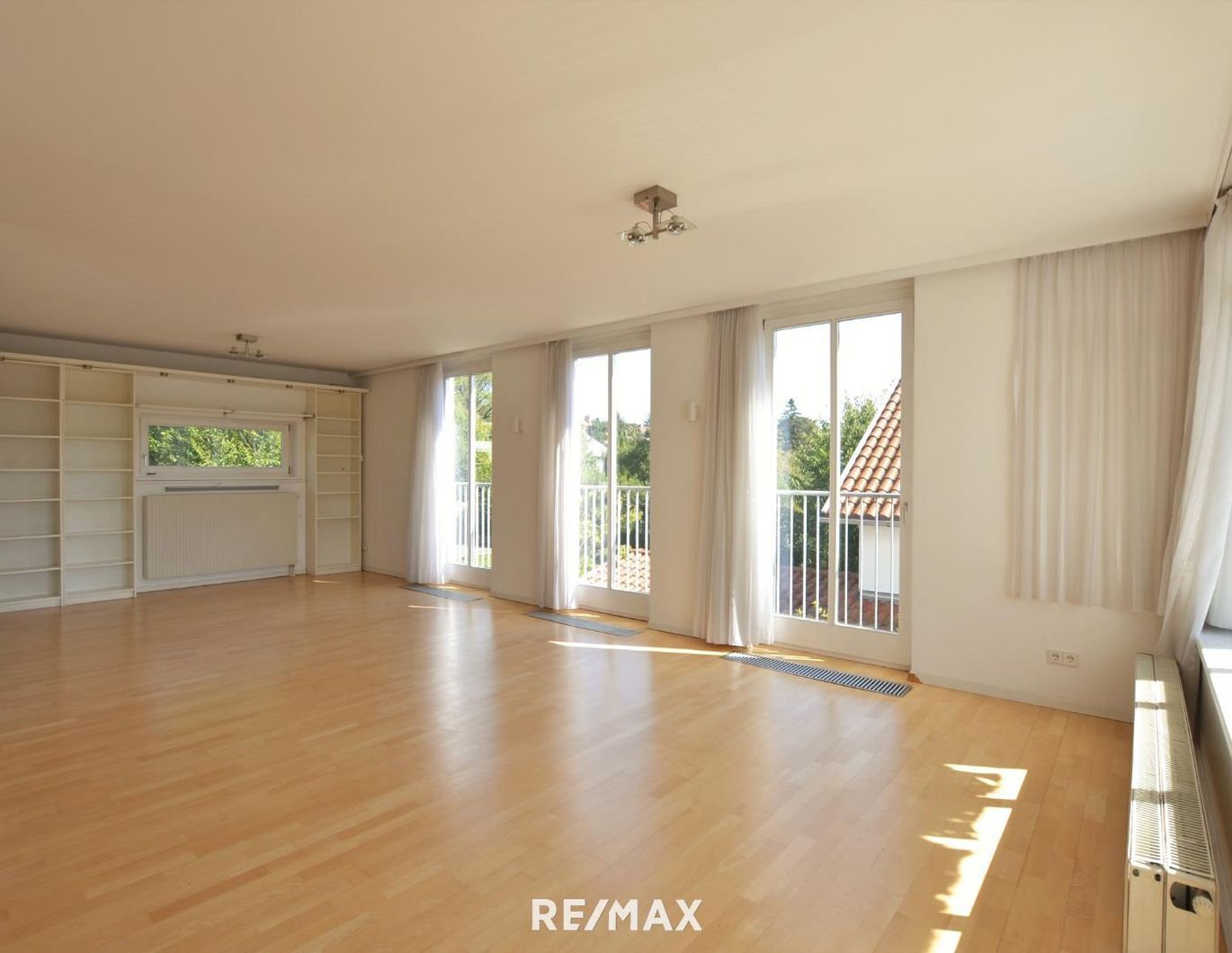 Komfortables Wohnen: 4 Zimmer, perfekte Infrastruktur mit Grün-/Ruhelage