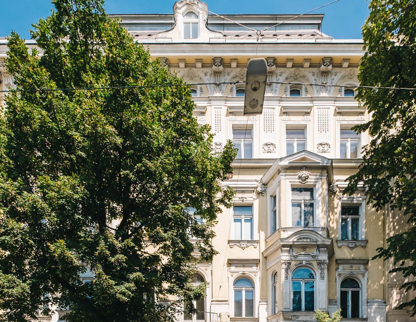 Traumhafte Altbauwohnung mit Balkon Nähe Schloss Schönbrunn