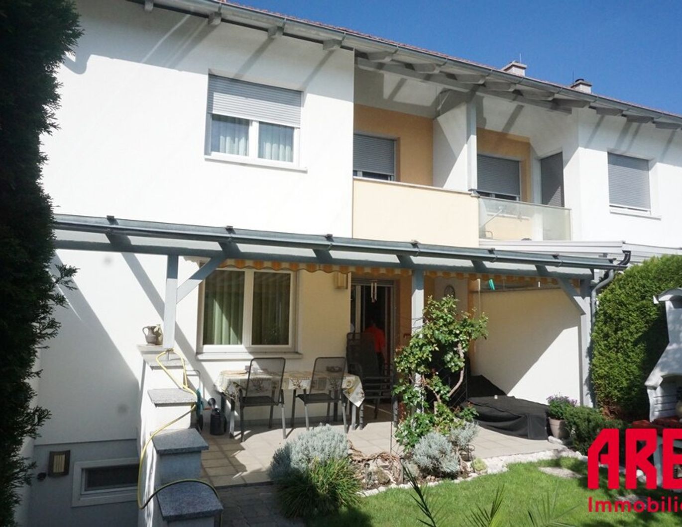 Top gepflegtes und sehr gut ausgestattetes Reihenhaus in bester Wohnlage