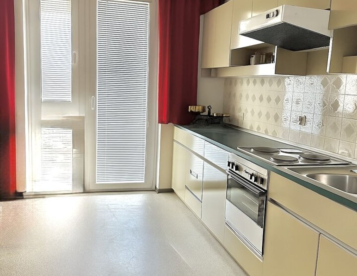 Günstige 2-Zimmer Wohnung mit Loggia