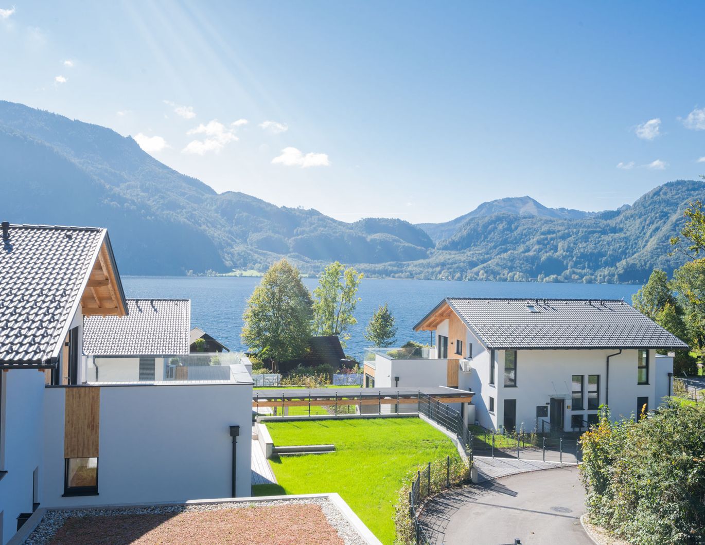 Süd-West Gartenwohnung mit großer Terrasse | privater Seezugang | sofort bezugsfertig
