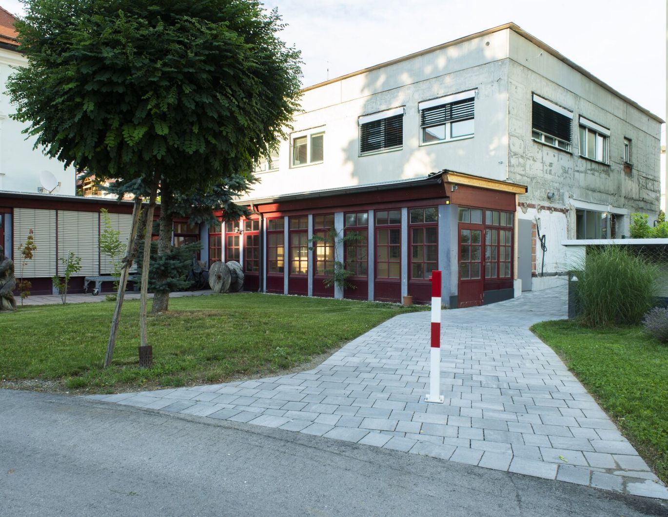 Traumhafte Lage in Krumpendorf im Schlosspark - 2-Zimmer mit Südwest Ausrichtung