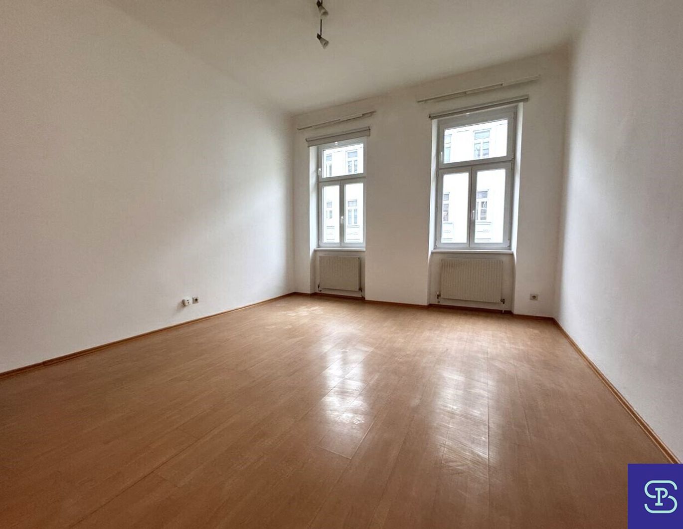 Provisionsfrei: Unbefristeter 64m² Altbau mit 2 Zimmern - 1070 Wien