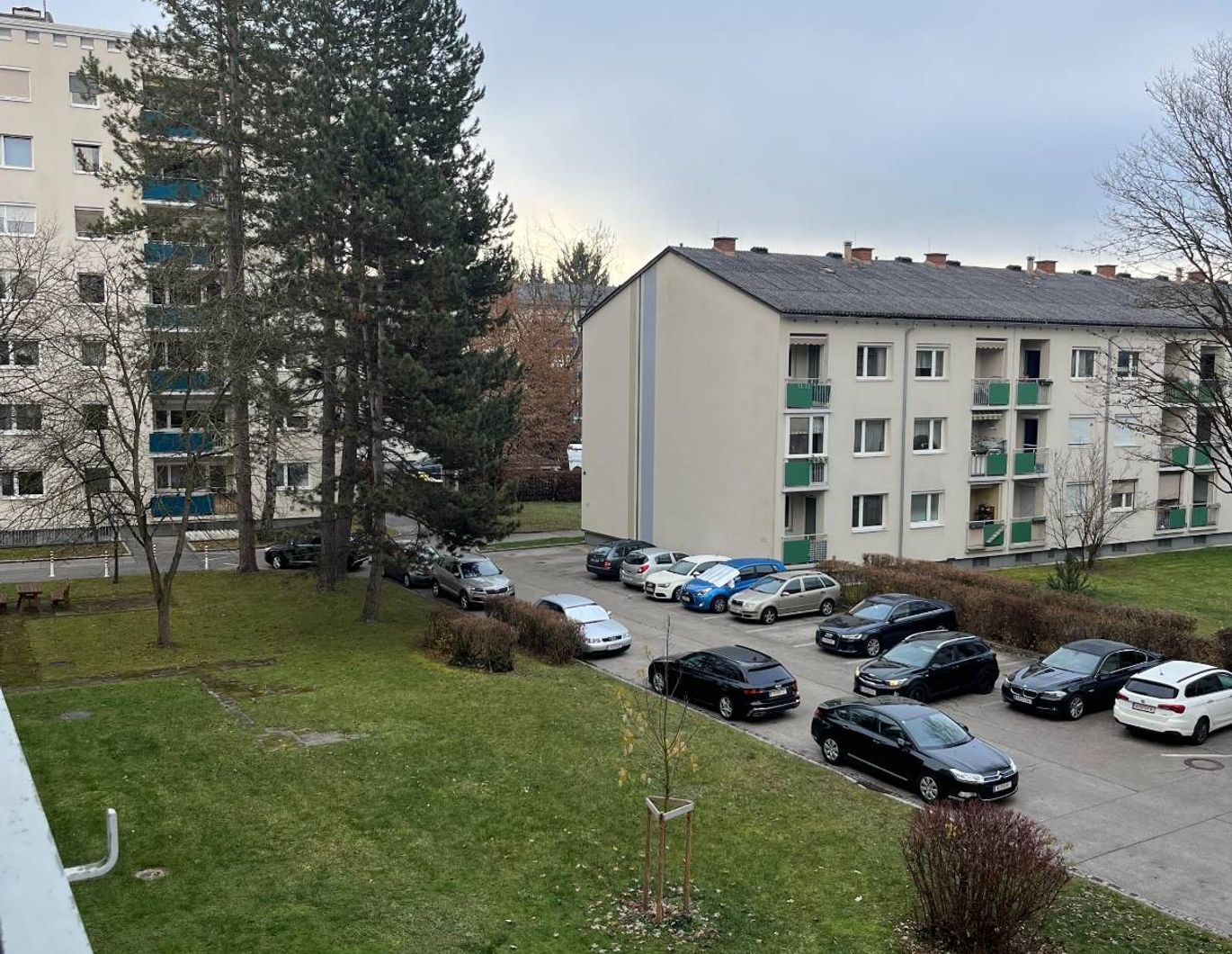 Moderne 3-Zimmer Wohnung mit Balkon und Garage
