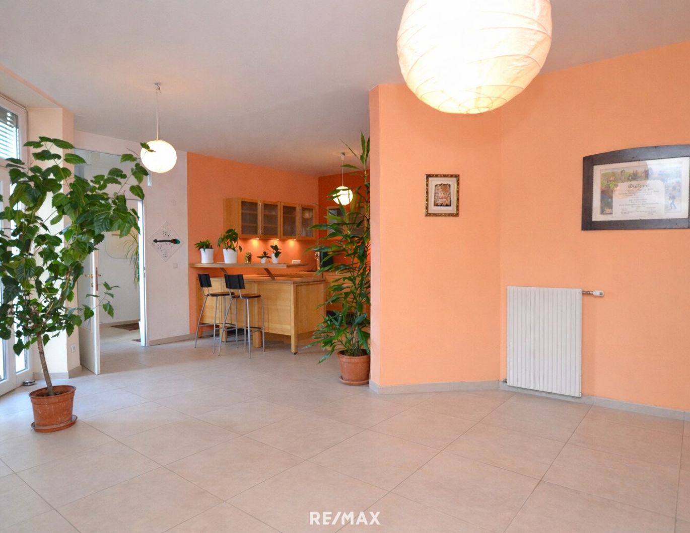 Großzügige 5-Zimmer- Altbauwohnung mit Terrasse in zentraler Lage von Penzing