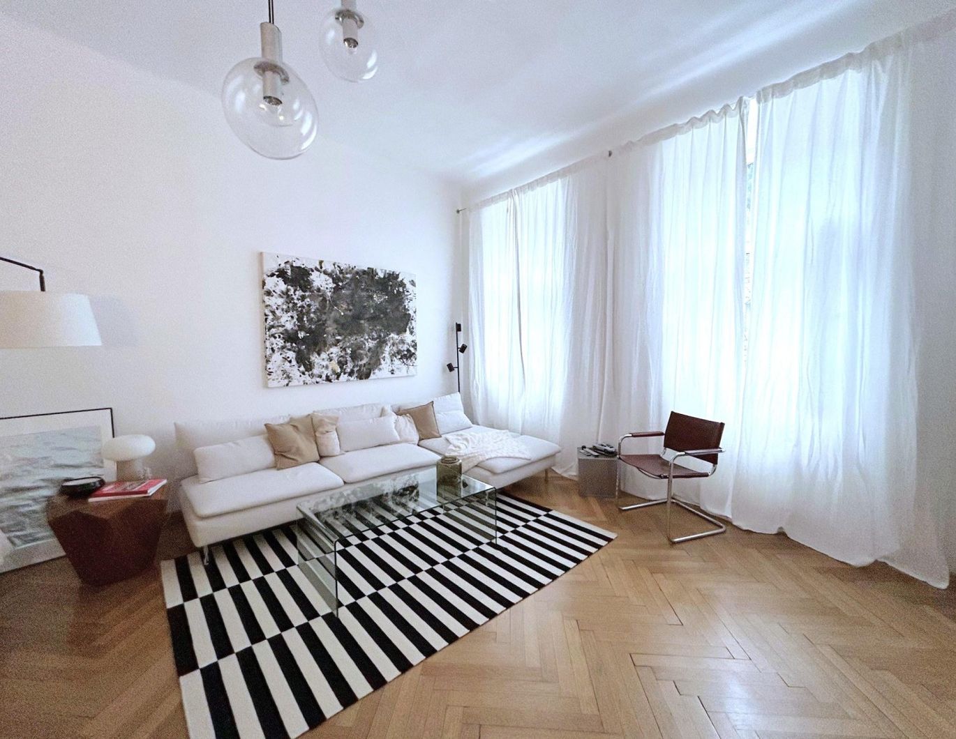 Linz/Stadt: Gemütliche ca. 66m² Altbau-Mietwohnung (2 Zi.) im Herzen von Linz in der Kapuzinerstraße (Nähe Promenade)