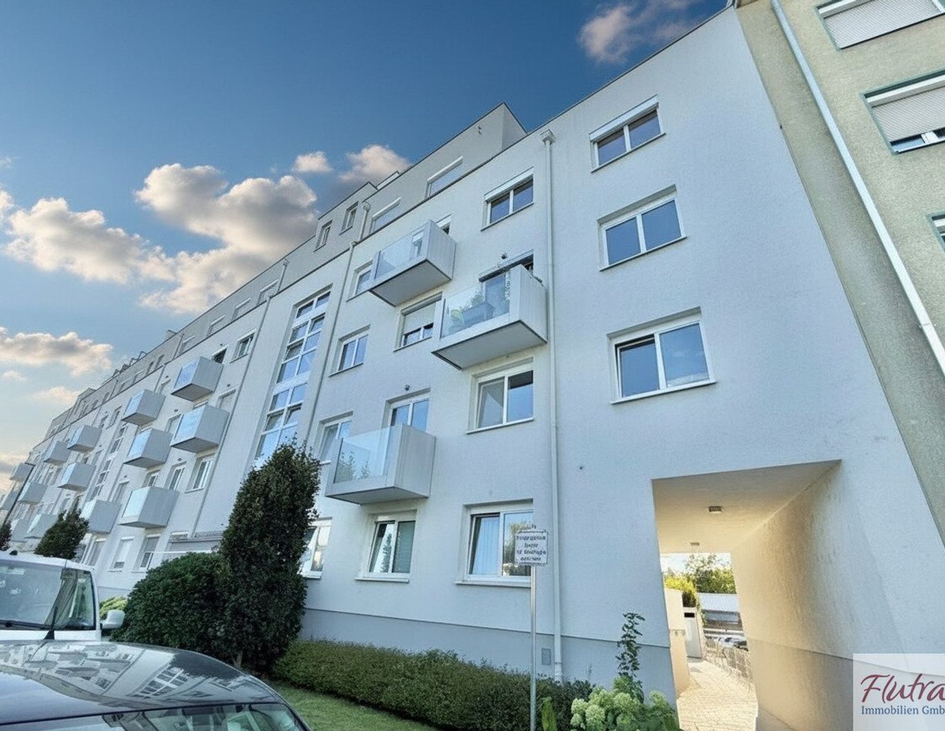 Hochwertige 4-Zimmer Neubauwohnung inkl. verglaster Loggia und TG in Wels/Zentrum!