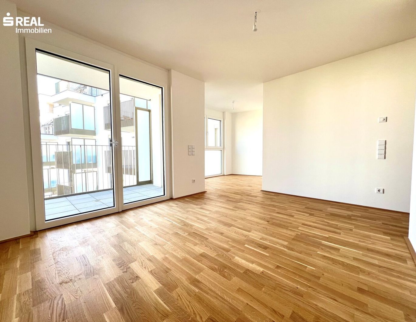 2 Zimmer Wohnung mit Balkon - Erstbezug