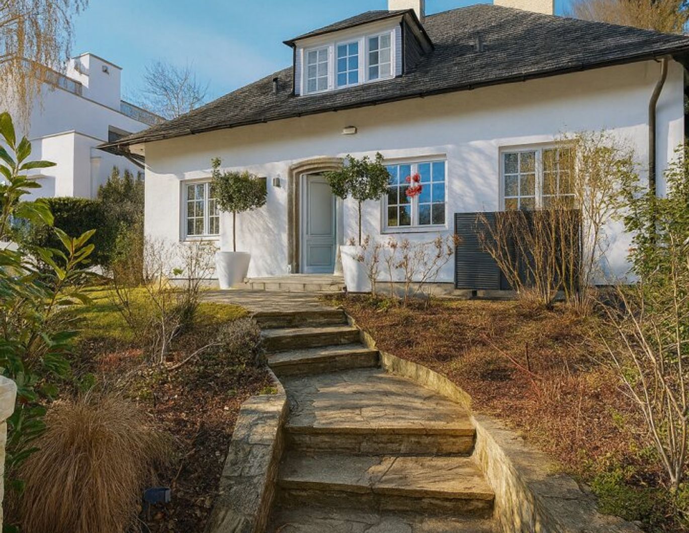 Exklusives Einfamilienhaus in Döbling - mit großem Ausbaupotenzial & luxuriöser Ausstattung