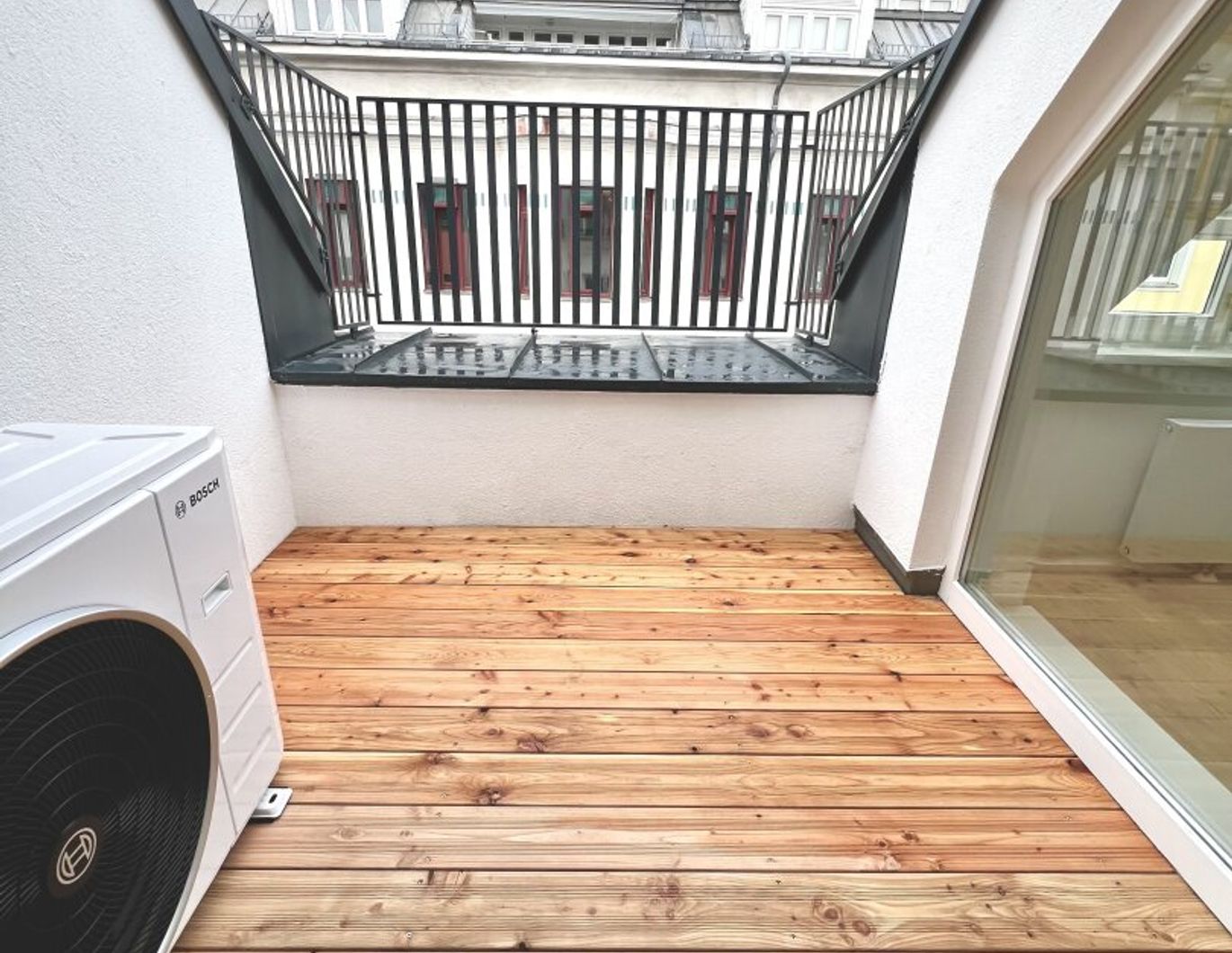 Schöne Dachgeschoss-Maisonette mit 83m², 3 Zimmern & Terrasse in 1180 zu kaufen!!