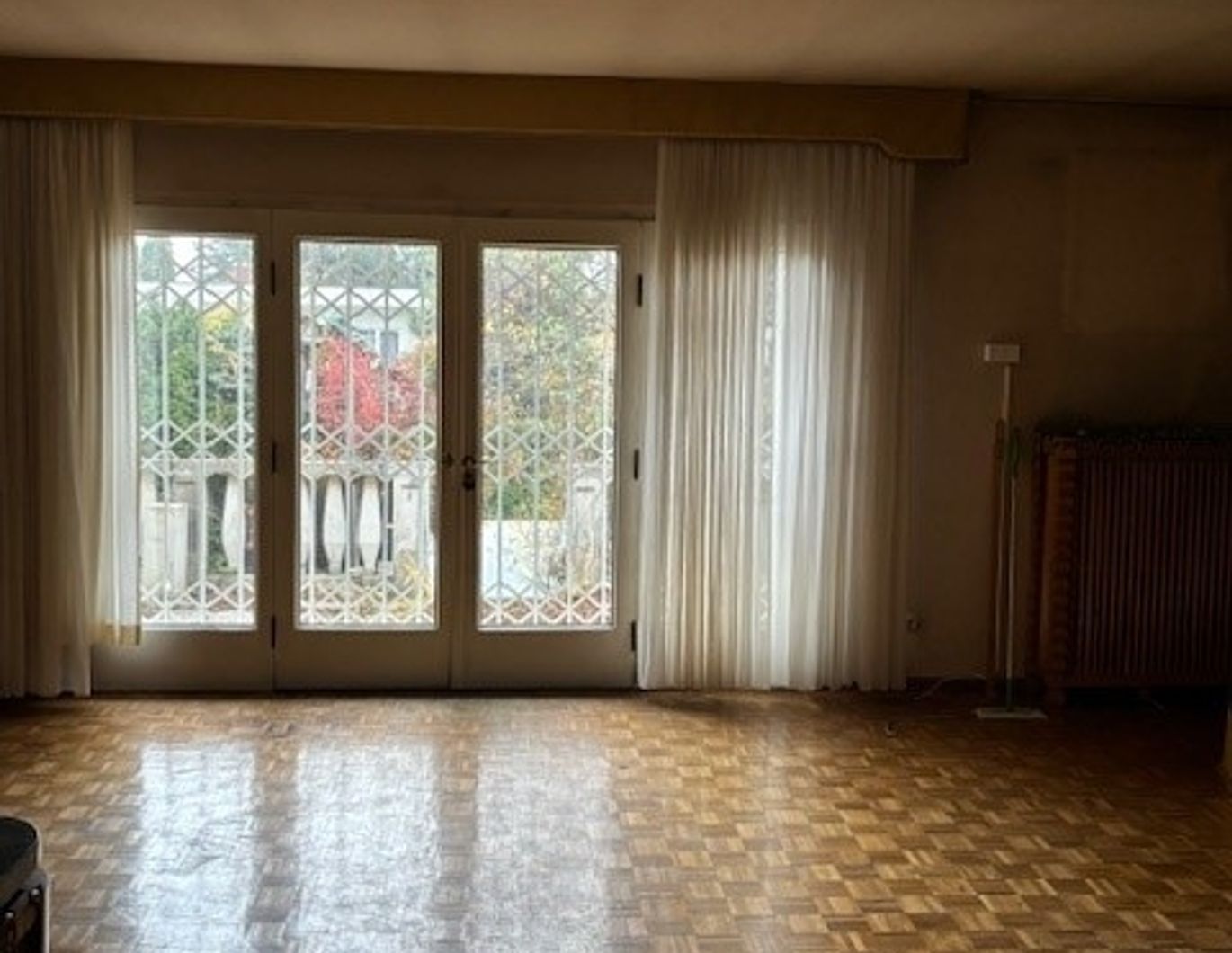 Verborgenes Juwel: Sanierungsbedürftige Stadtvilla in Traumlage mit Potenzial!