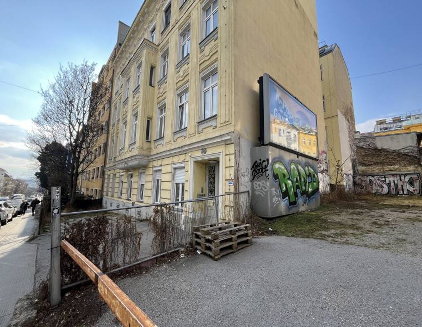 Unbefristet vermietete 1,5-Zimmer-Wohnung um € 1.500,- pro m²