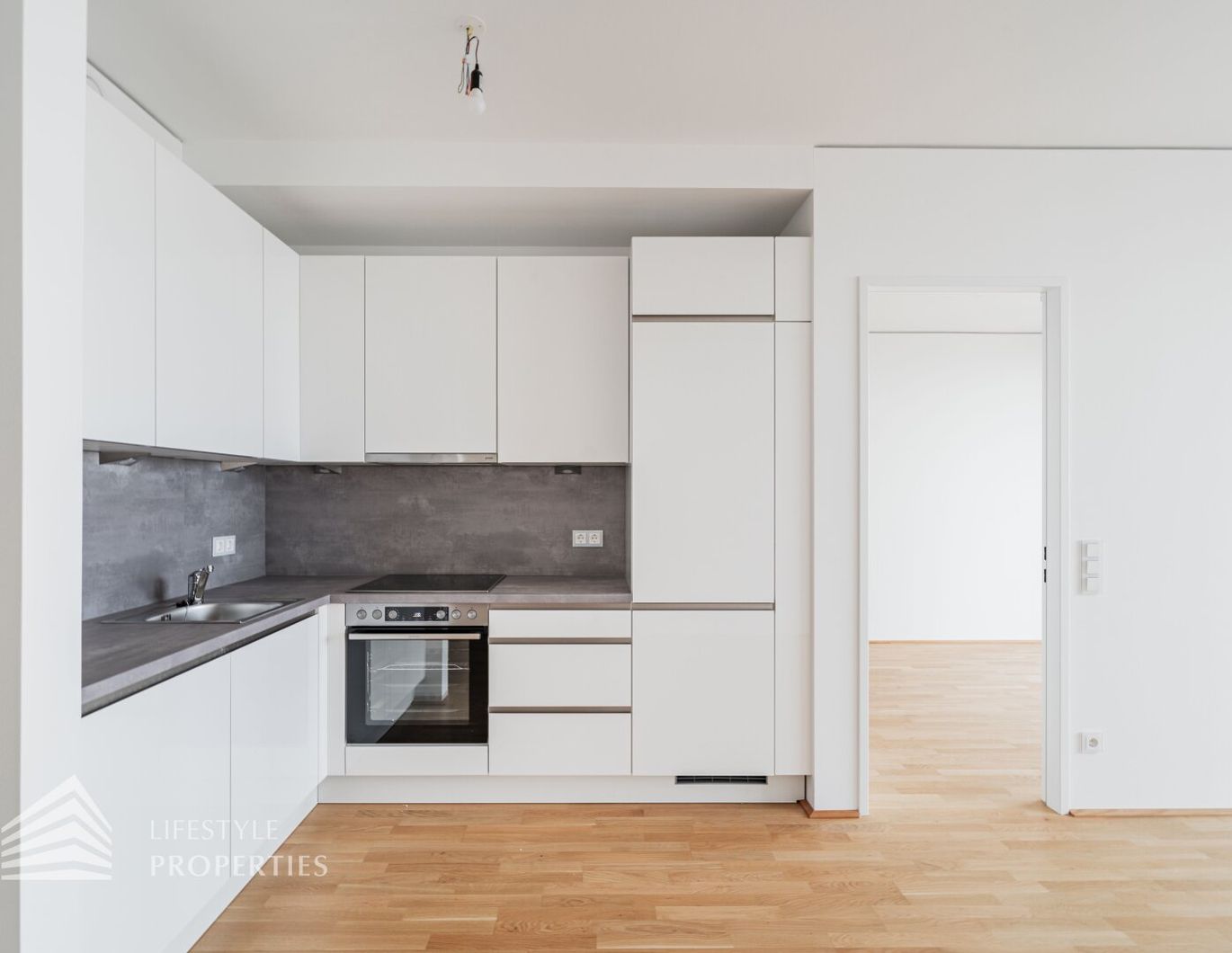 Erstbezug! 2-Zimmer Wohnung mit Topaussicht und Balkon, Nähe Neue Donau
