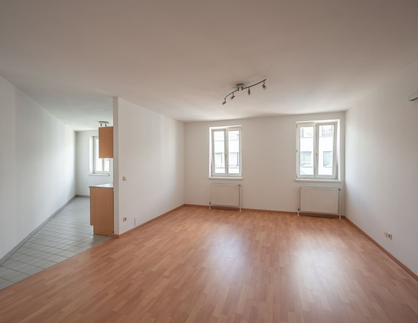 ++NEW++ 2.5-Room Newly Built Apartment with Great Potential!