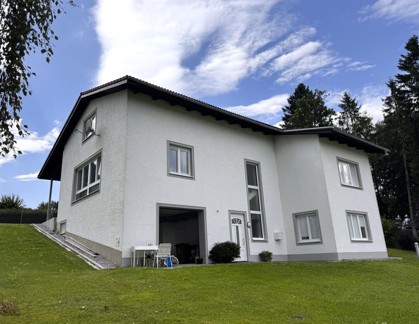 Wohnen im 3-Parteienhaus - Ruhige Lage, nah am Zentrum