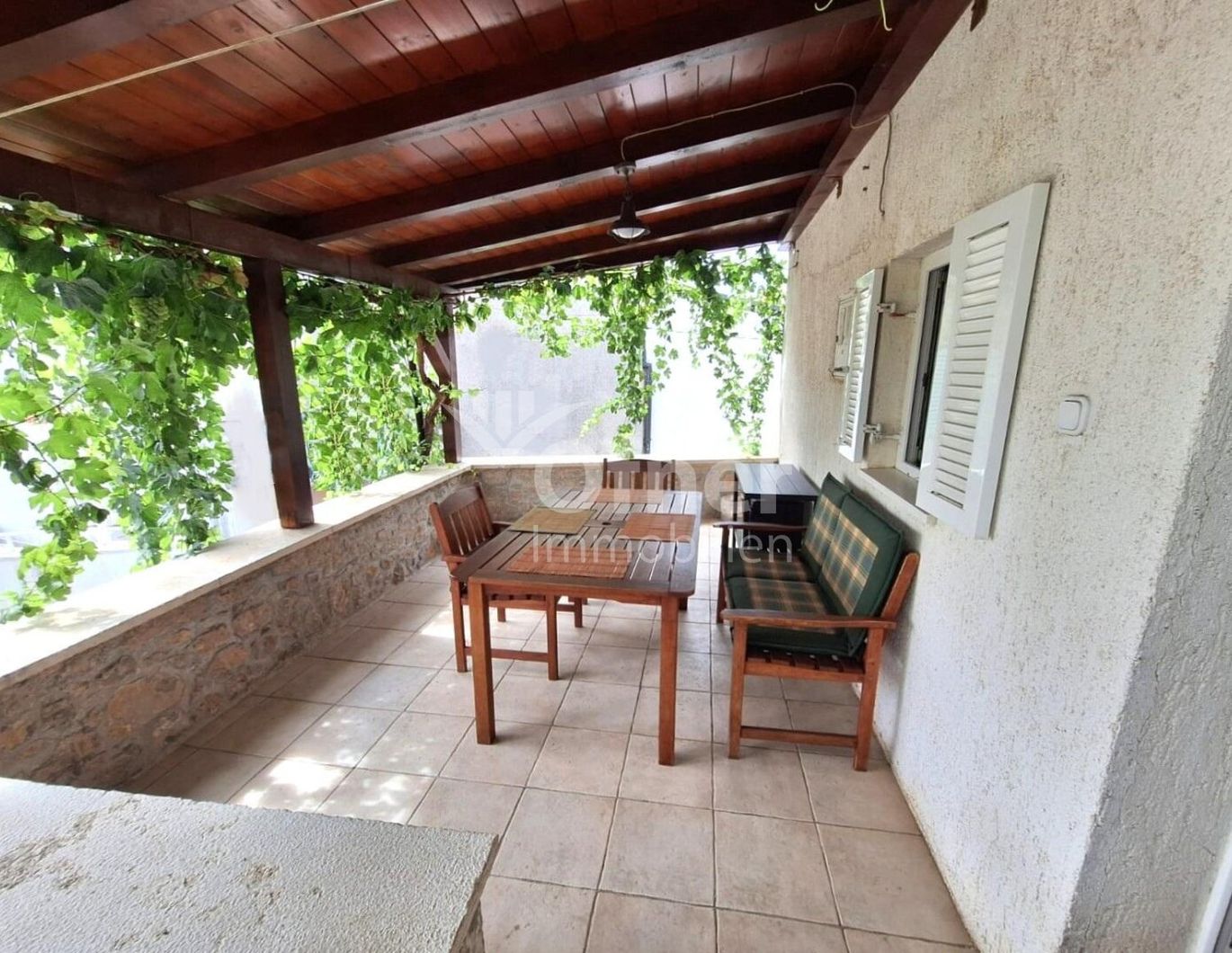 Haus in Meeresnähe mit zwei Wohnungen - Punat