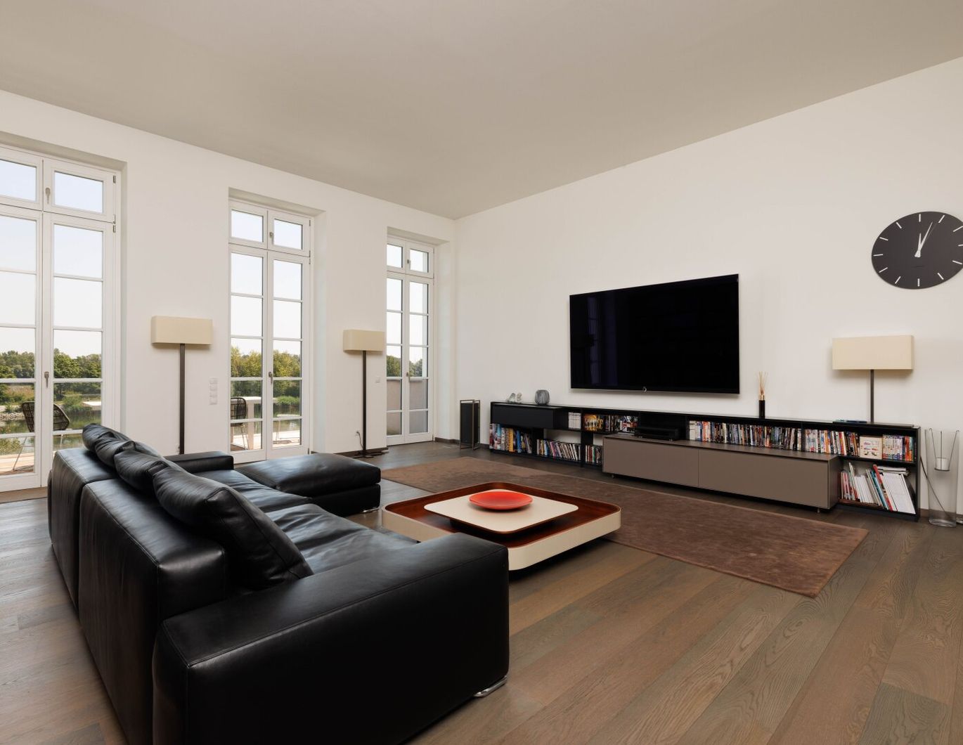 Herrliche Wohnung mit hohen Decken, Terrassen und Blick auf die Donau!!!