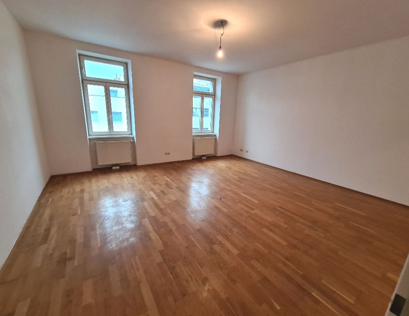 Charmante und geräumige 2-Zimmer-Wohnung!