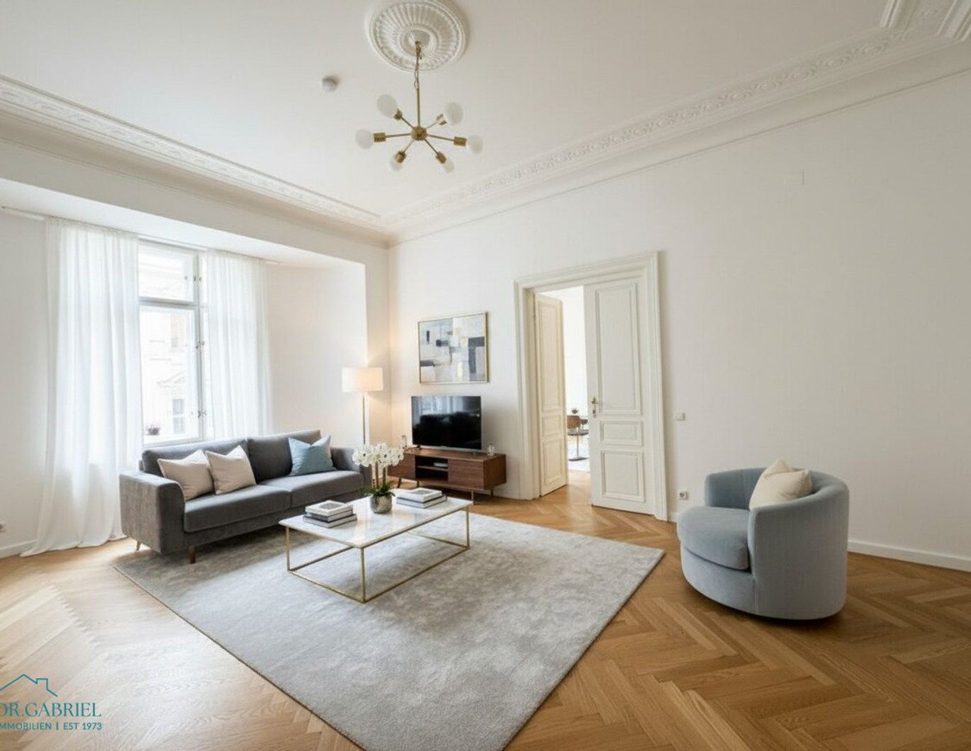 SCHÖNE ALTBAUWOHNUNG IN INNENSTADTLAGE