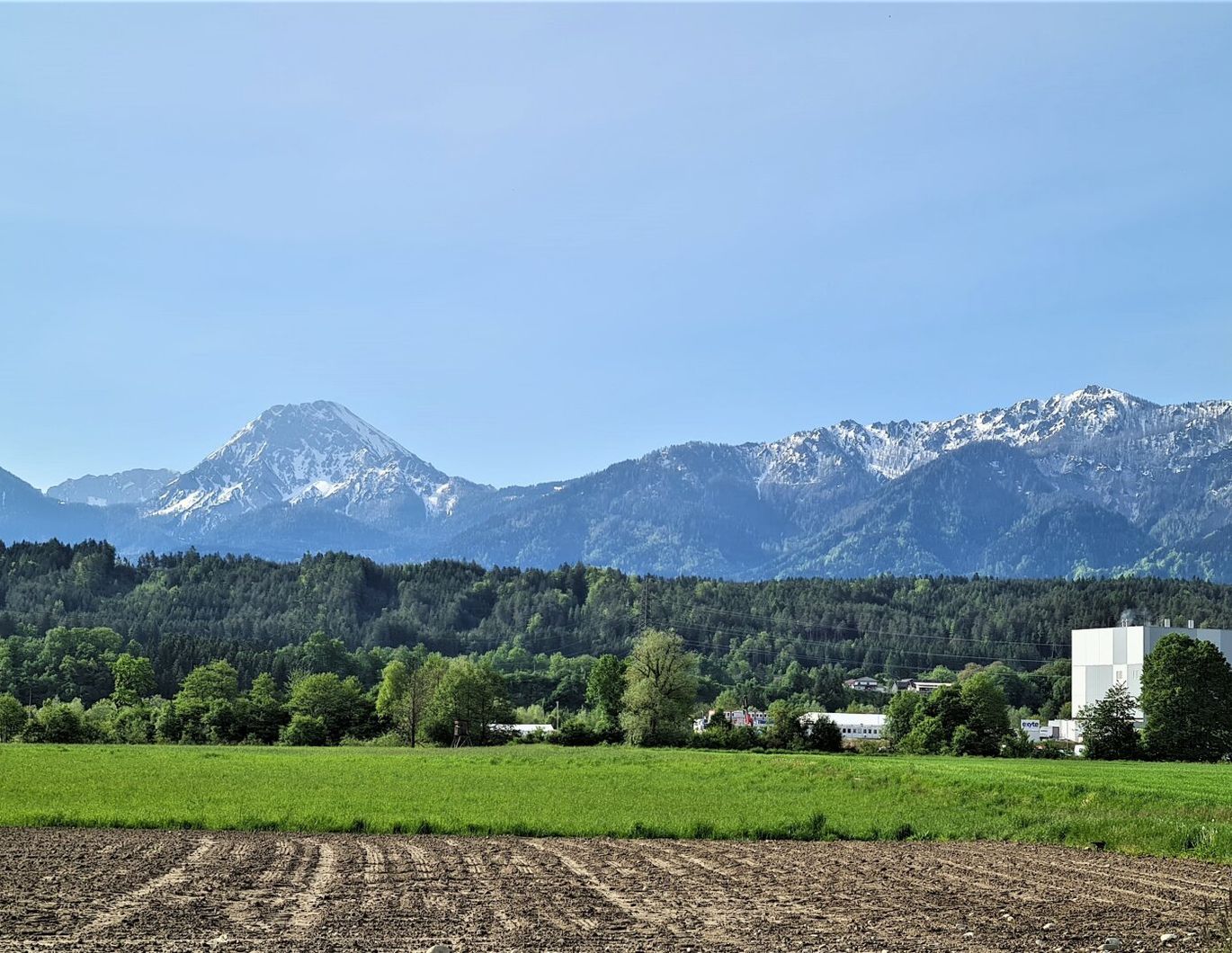 TRAUMWOHNUNG IN DER NÄHE VON INFINEON