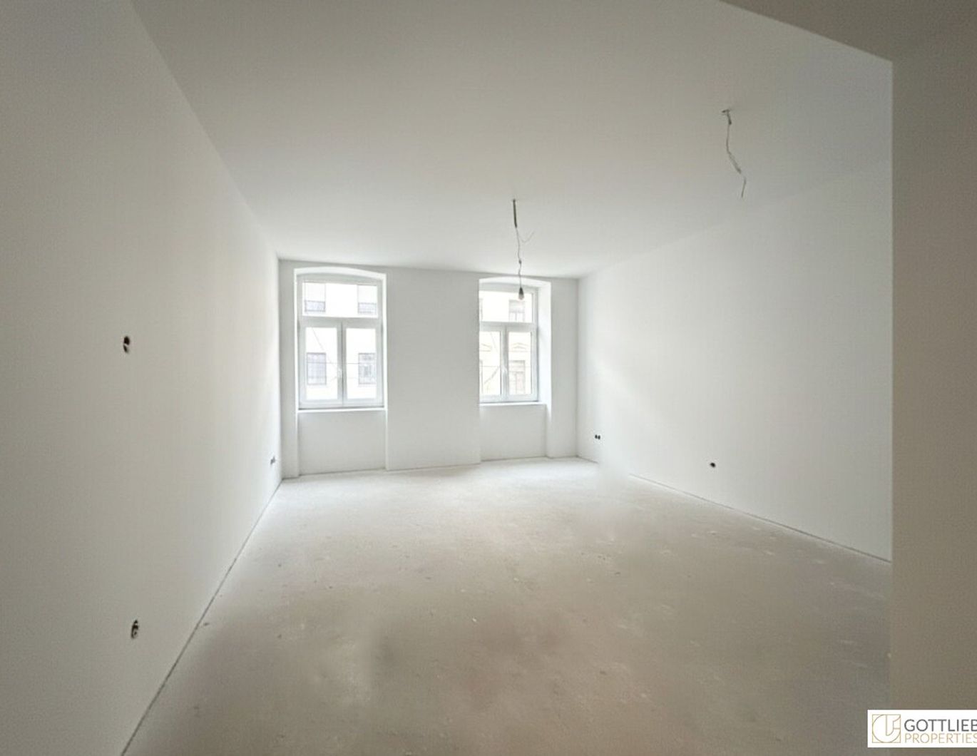 U-Bahn-Nähe U3 und U6! Liebevoll sanierte 2-Zimmer-Altbau-Wohnung mit Südloggia in generalsaniertem Gründerzeithaus