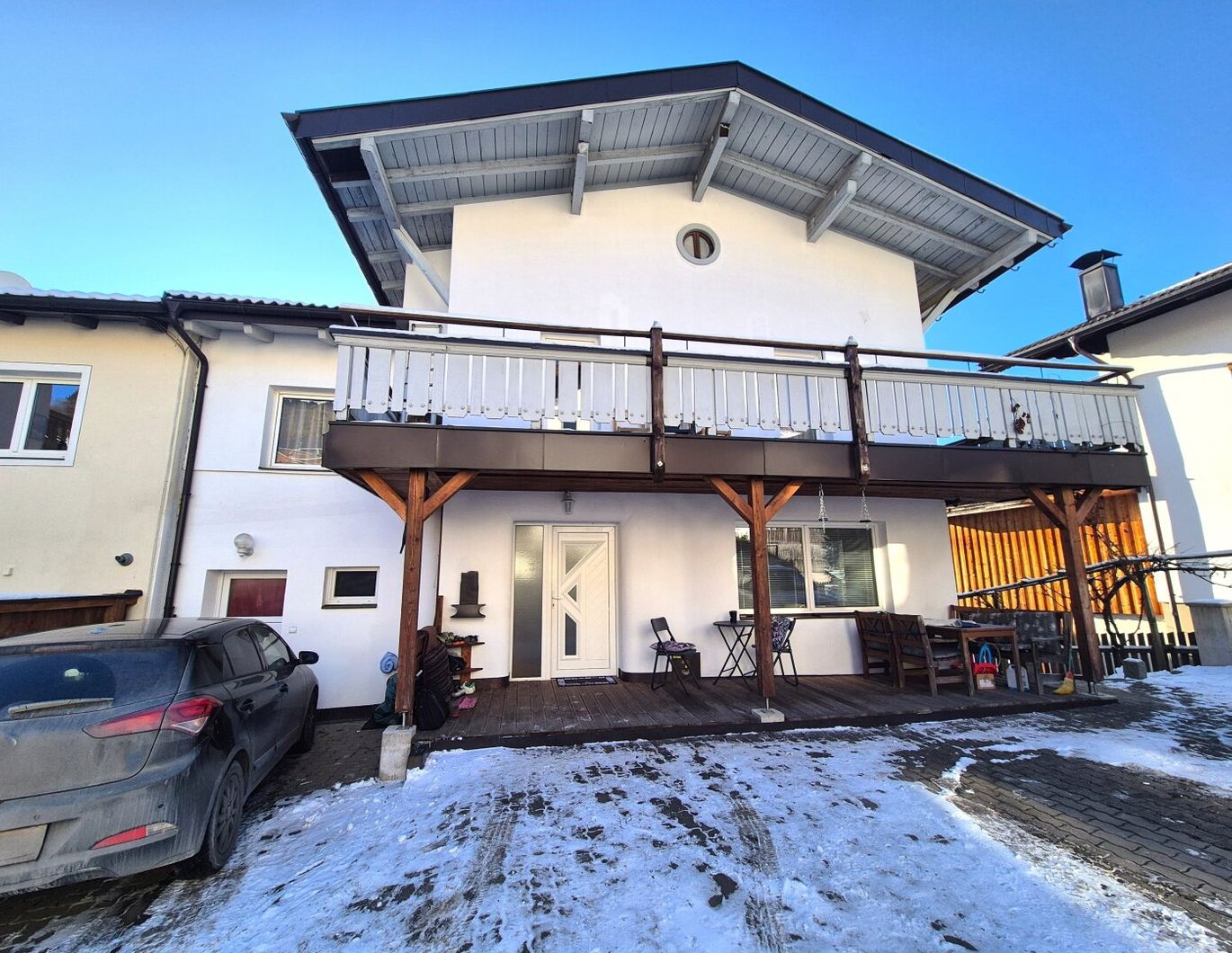 3 Wohnungen. 1 Chance.