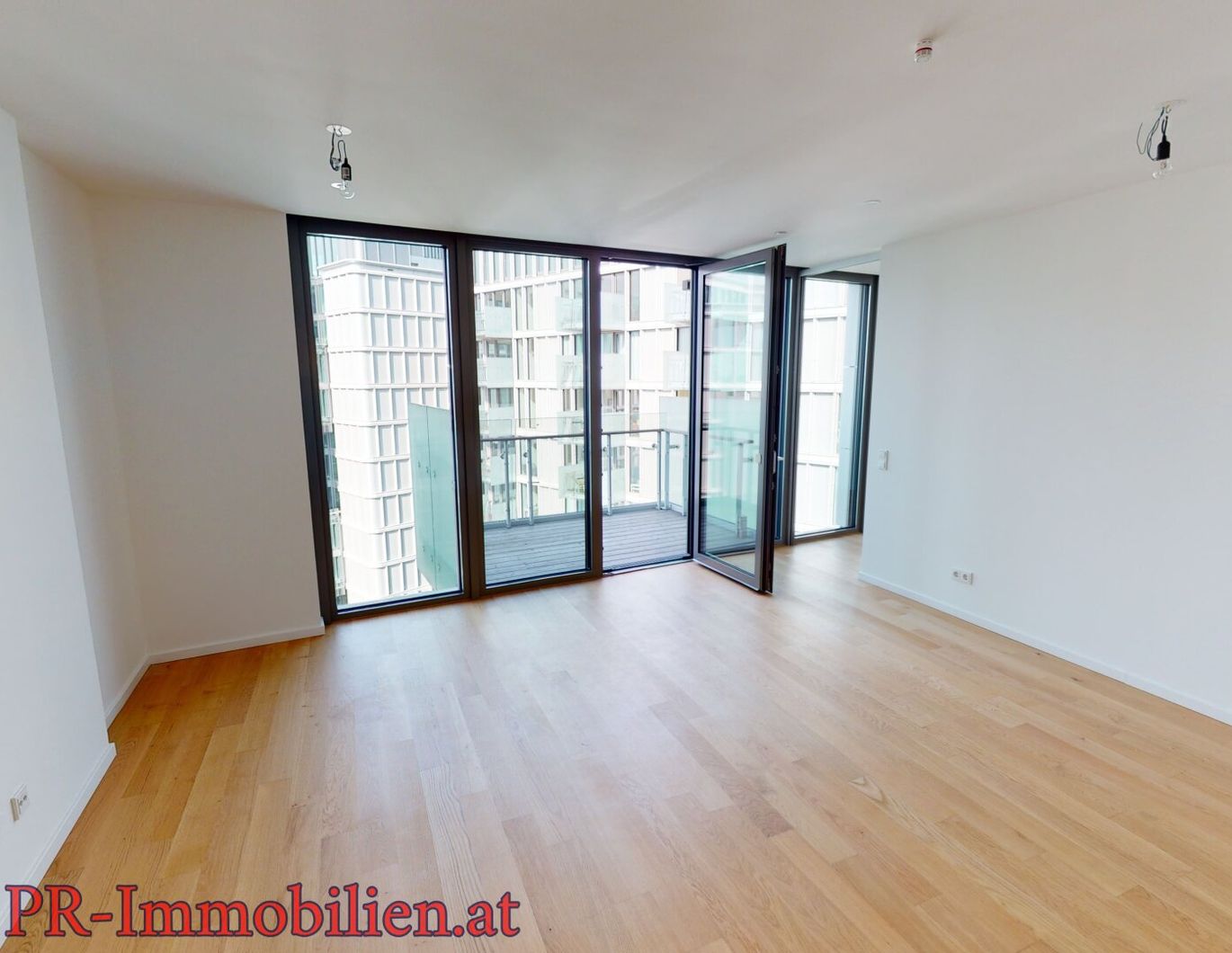 2 ZIMMER mit Balkon in: Parkapartments - CITYNAHER WOHNSITZ ab Dezember!