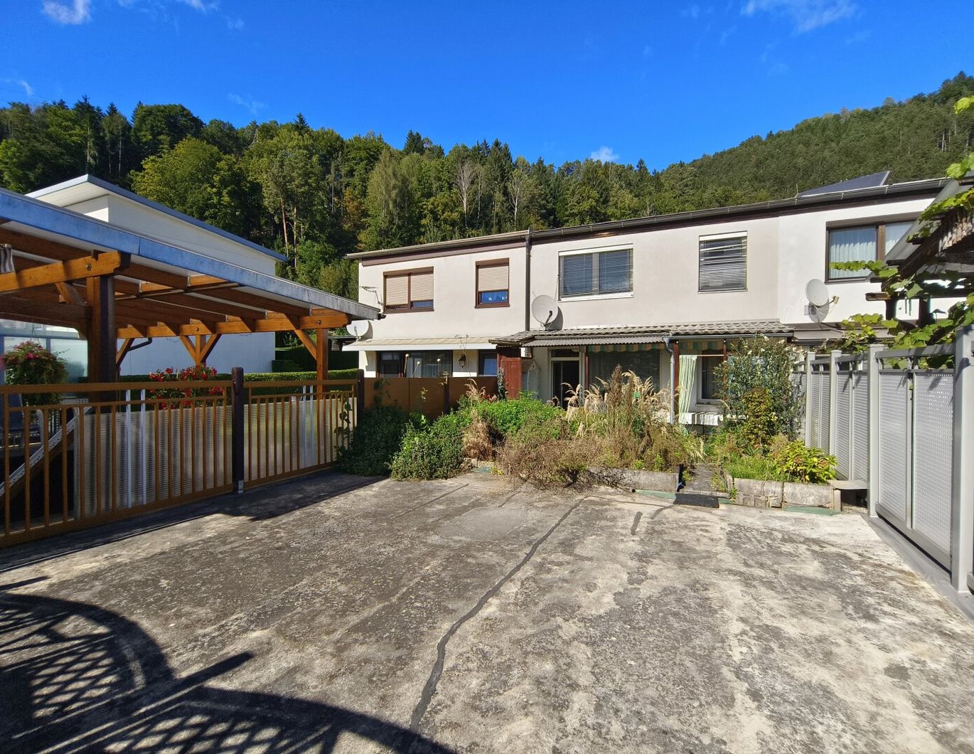 Reihenhaus mit sonniger Terrasse und Doppelgarage in Kapfenberg-Redfeld