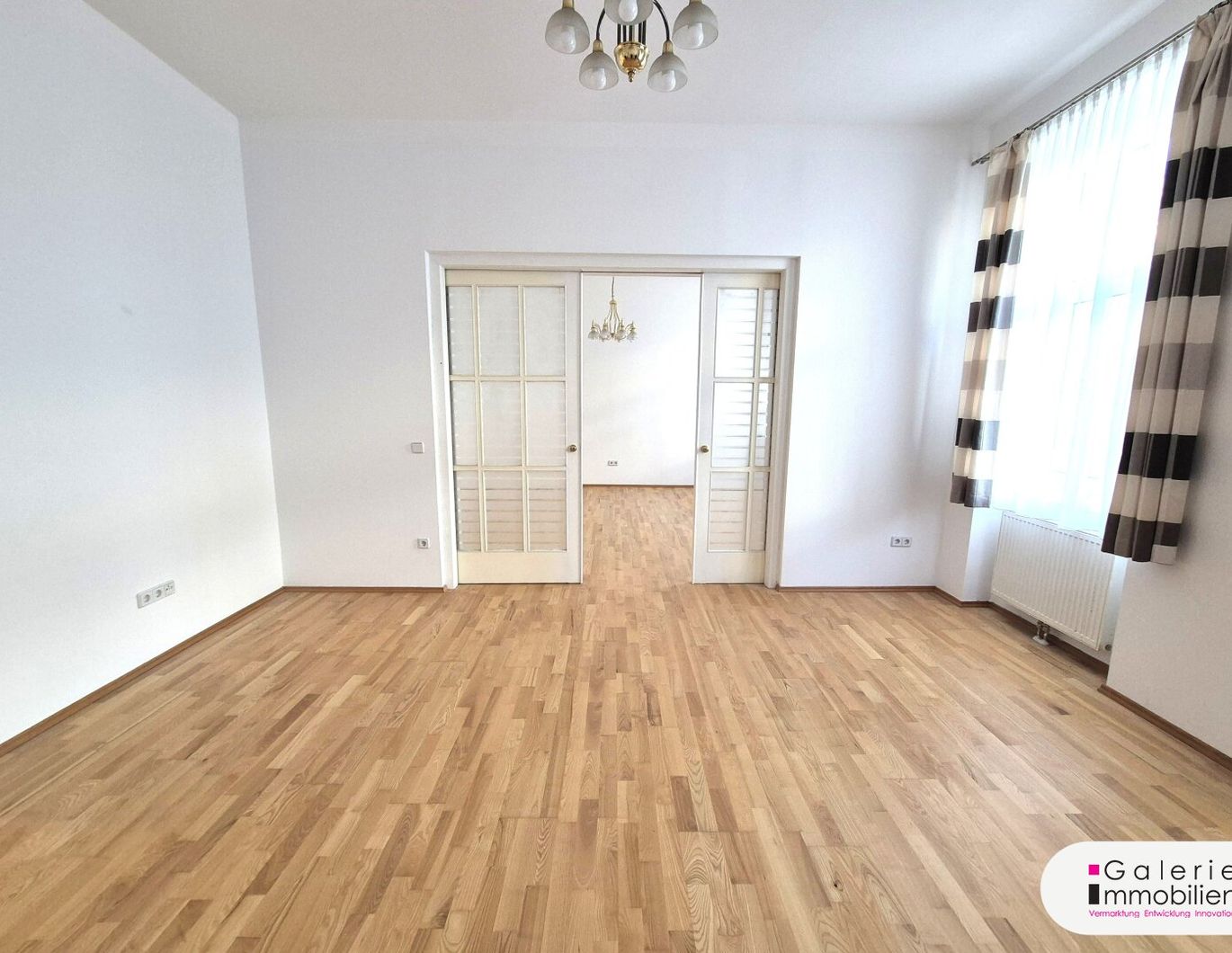 Großzügige helle 4-Zimmer-Wohnung in Sackgasse