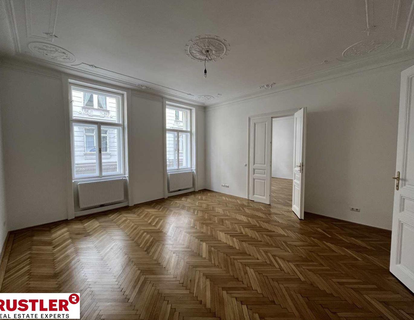 Wünderschöne renovierte Altbauwohnung nahe der Karlskirche